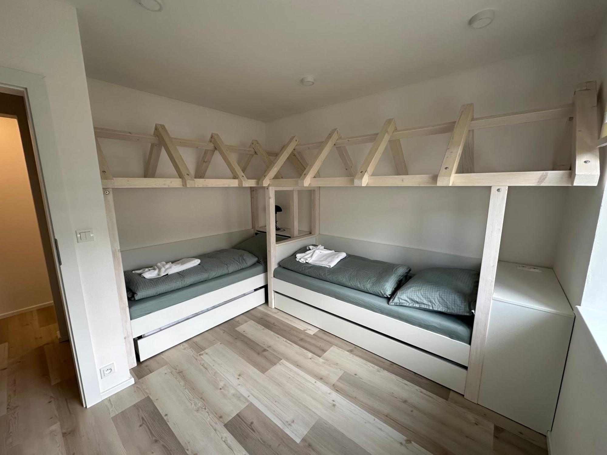 Apartman Oriens Pec Pod Snezkou Esterno foto