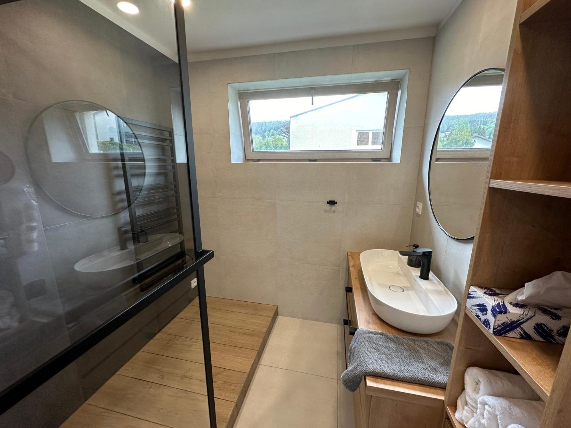 Apartman Oriens Pec Pod Snezkou Esterno foto